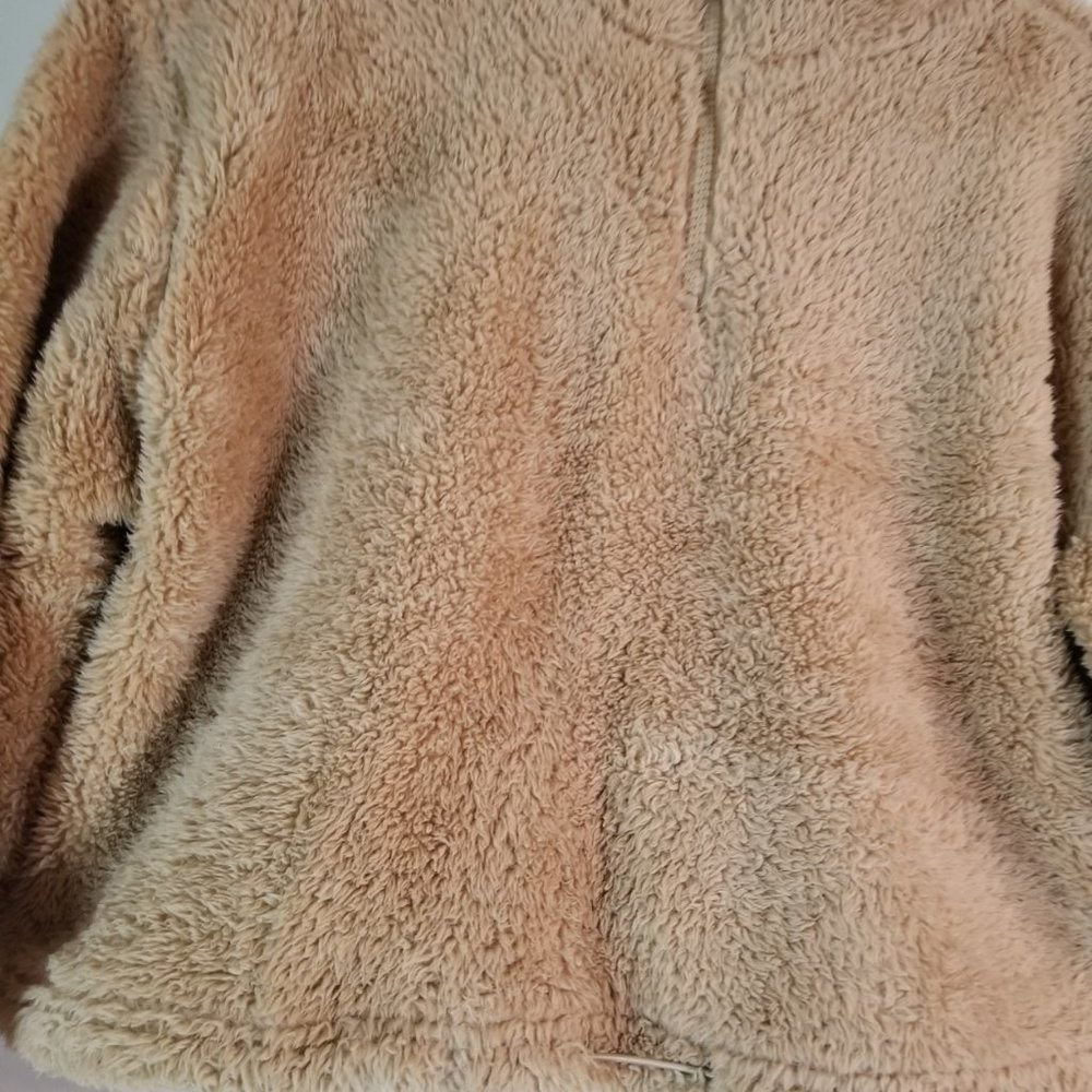 Forever 21 Cropped Faux Fur Long Sleeve Sweater With 3/4 Zip And Elastic Pull - Picture 9 of 9